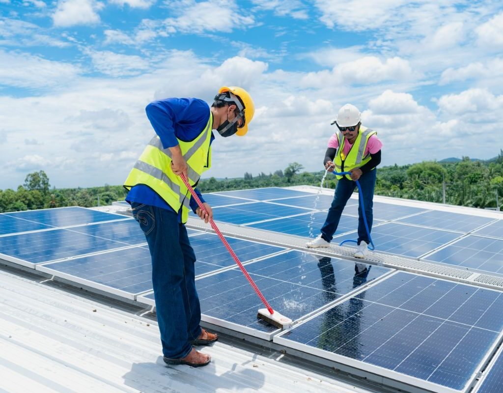 Solar-Panel-Cleaning